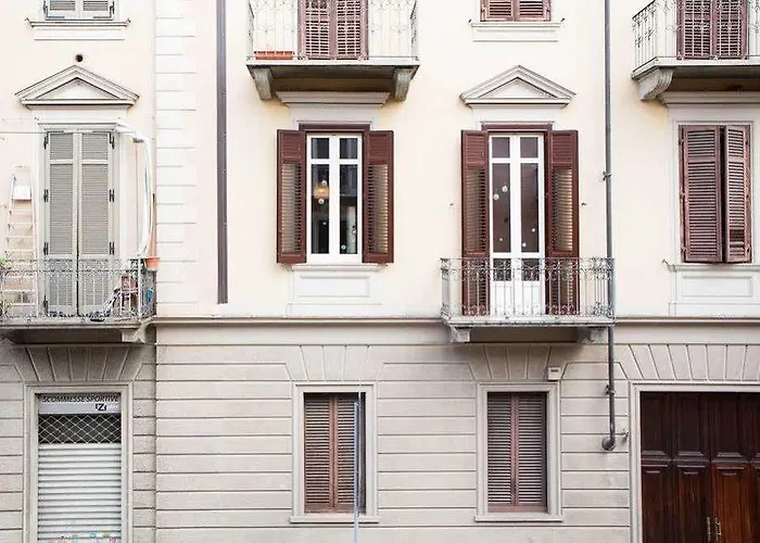 Casa Dani&swing Bed&books Bed & Breakfast Turin