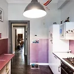 B&B Casa Dani&swing Bed&books *