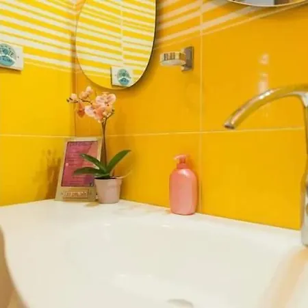 Casa Dani&swing Bed&books *