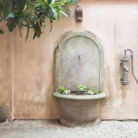Casa Dani&swing Bed&books * 토리노