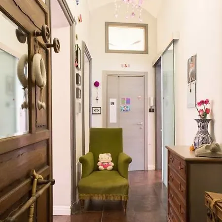 Casa Dani&swing Bed&books *