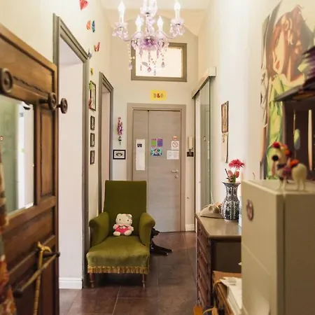 Casa Dani&swing Bed&books Turin