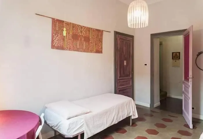 Casa Dani&swing Bed&books Turijn