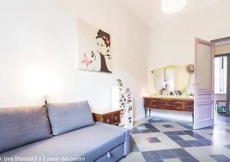 Casa Dani&Swing Bed&Books