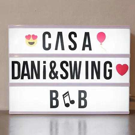Casa Dani&swing Bed&books Couette-café