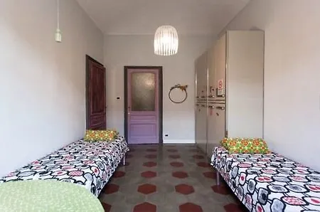 Casa Dani&swing Bed&books * Turin