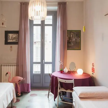 Casa Dani&swing Bed&books Couette-café Turin